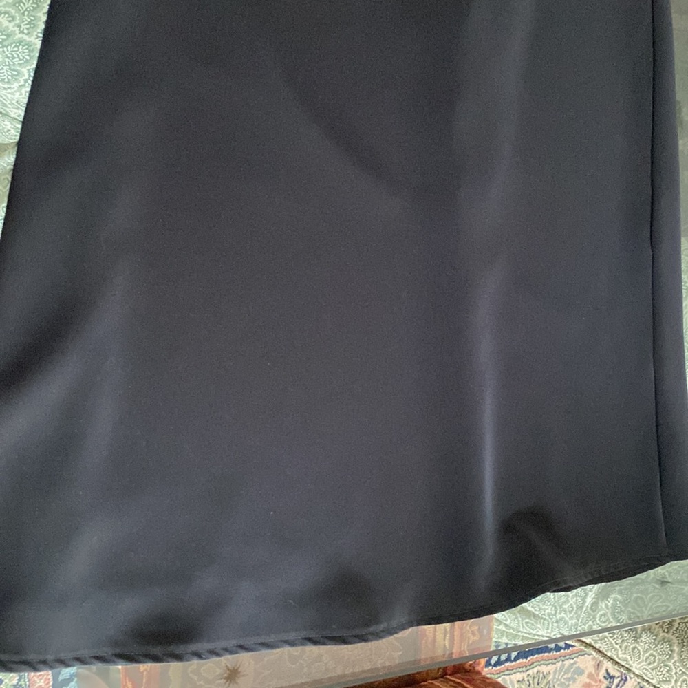 Jones New York Dress. - Picture 3 of 5